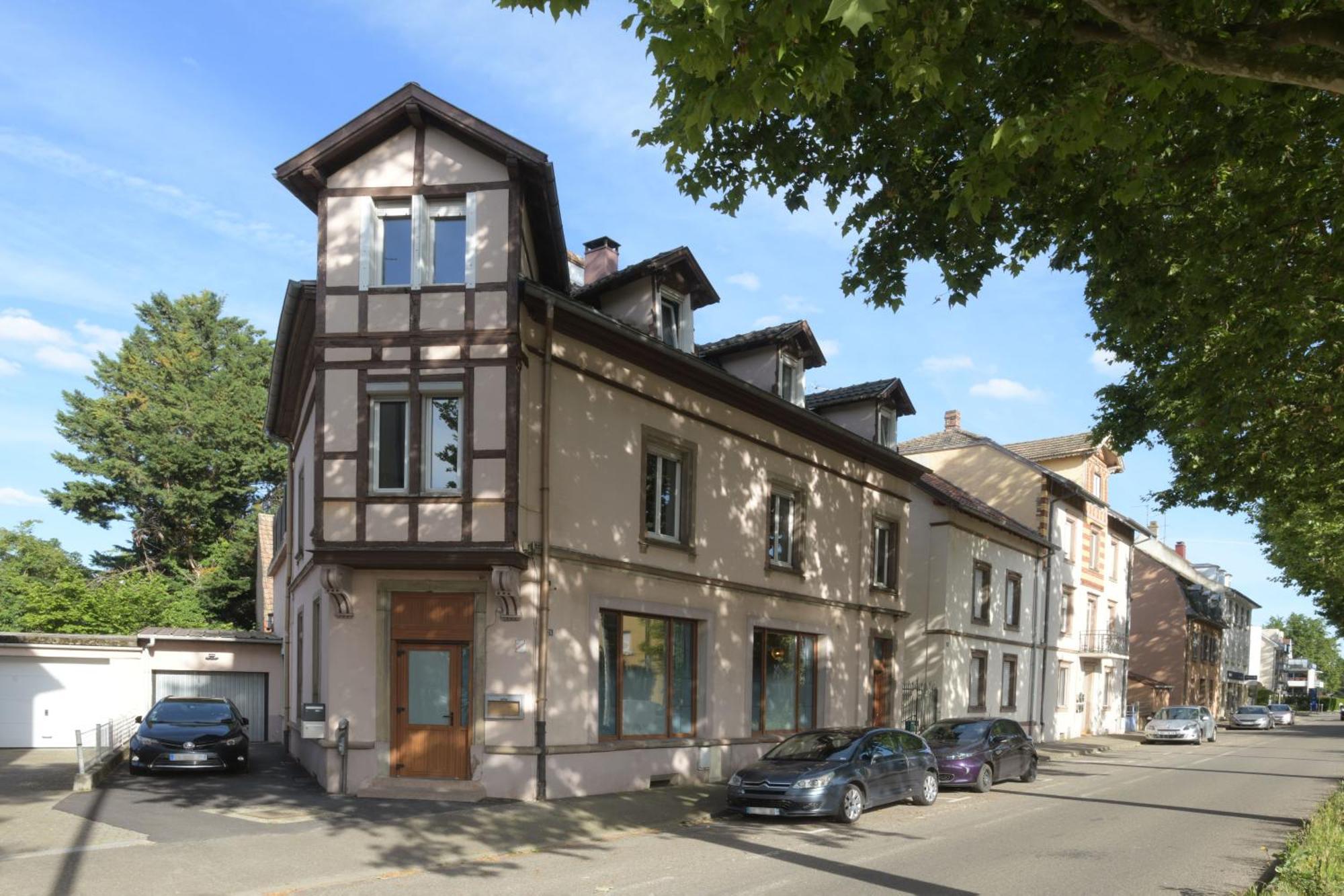 Au Cheval Blanc - Appartement Familial 6P Parking Prive Proche Colmar Centre المظهر الخارجي الصورة